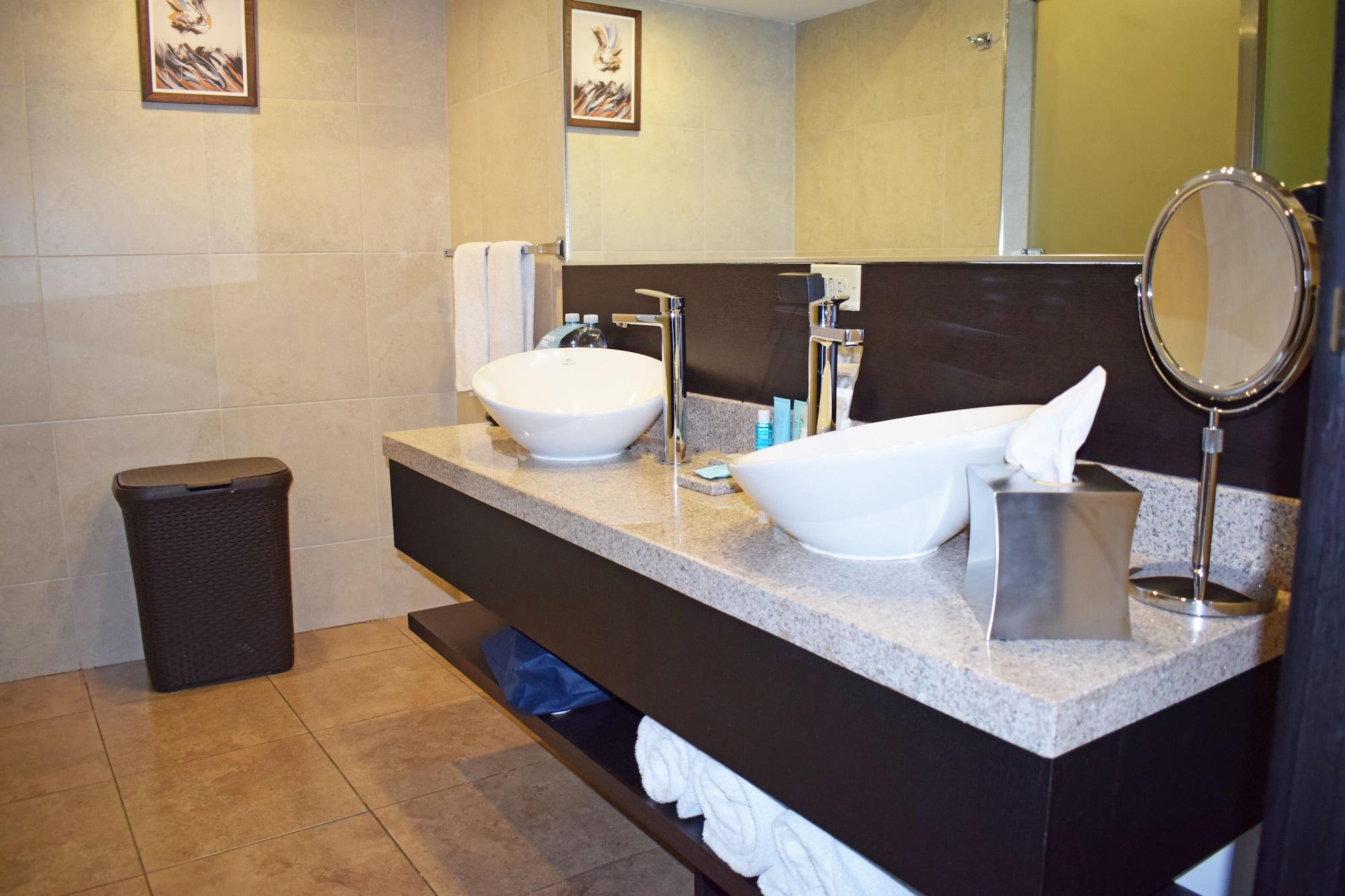 Four Points By Sheraton Hotel
